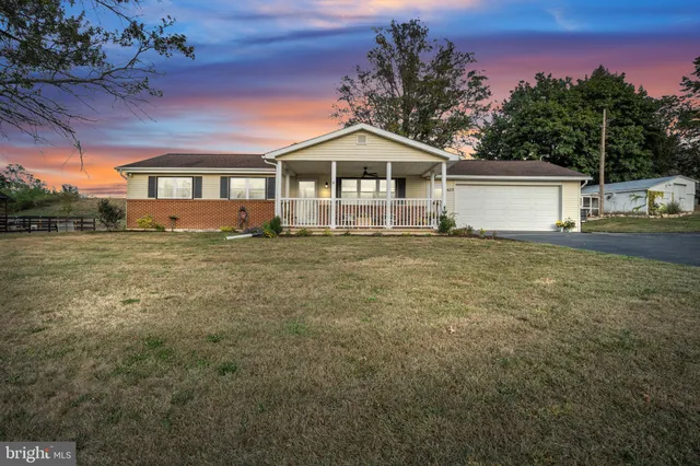 $389,900 | 623 Bloserville Road, Newville, PA 17241