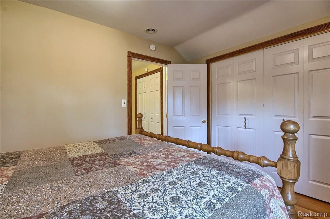 19407 Savage Road Belleville, MI 48111 - Photo 20 of 32 3rd_Bedroom_2nd_View.jpg