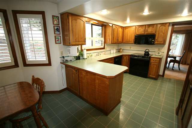 12808 East Apache Pass Road Spokane, WA 99206 - Photo 2 of 9 Gallery Image 2