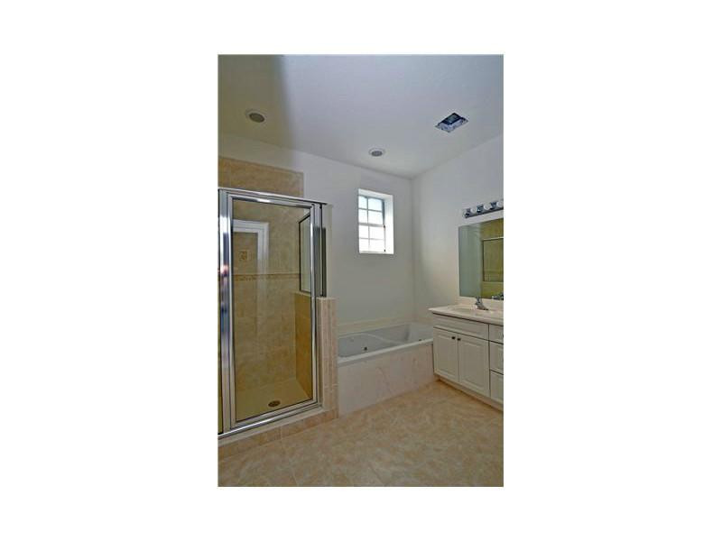 10336 Southwest Sandalfoot Boulevard, Unit 5 Boca Raton, FL 33428 - Photo 13 of 13 Bathroom