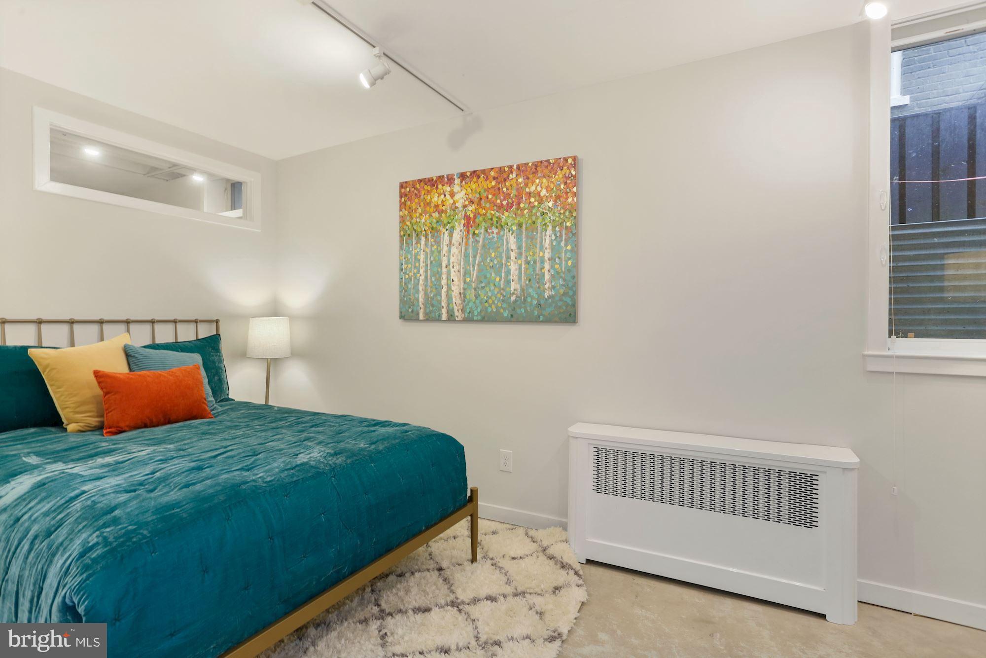 528 Roxboro Place Northwest Washington, DC 20011 - Photo 16 of 31