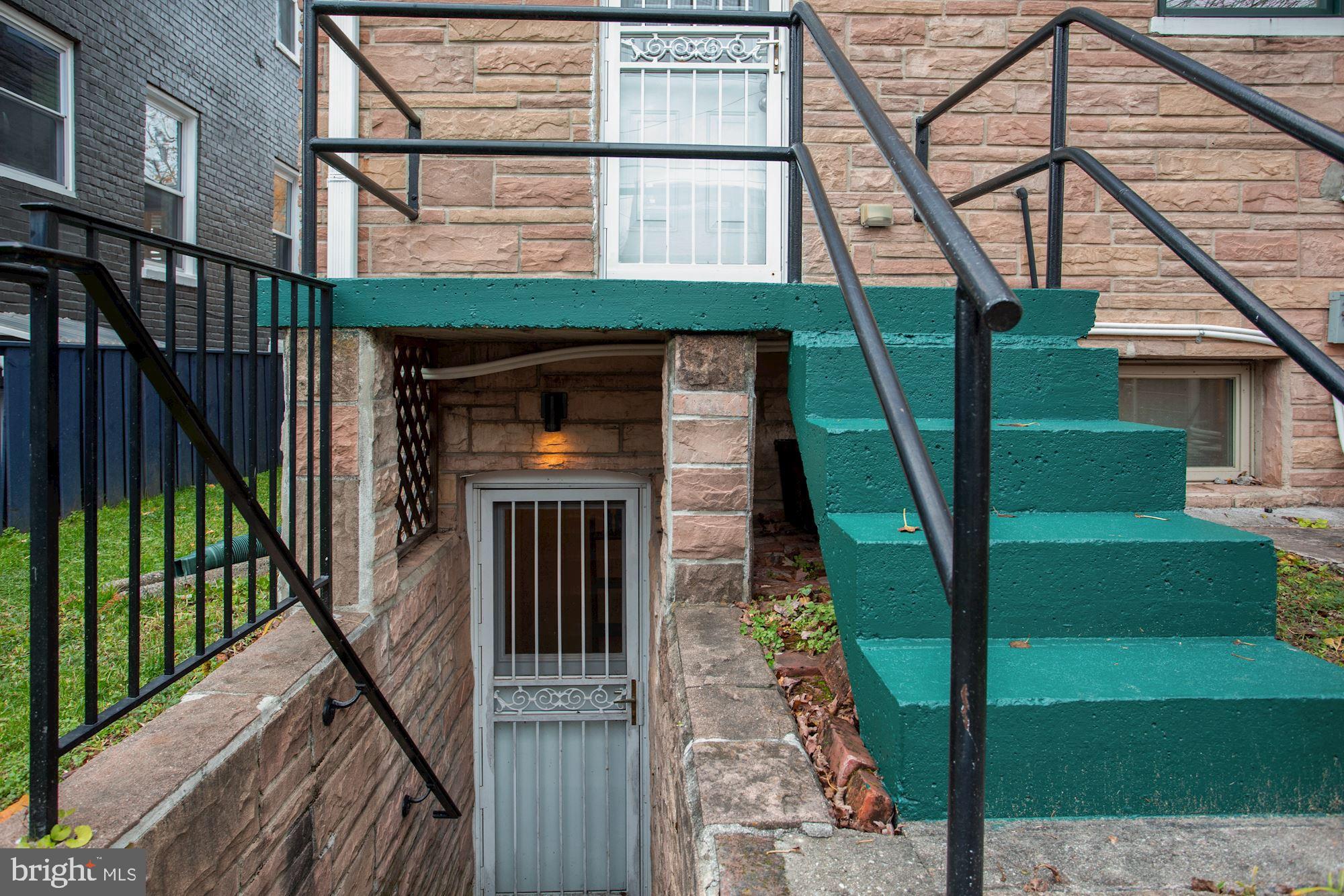 528 Roxboro Place Northwest Washington, DC 20011 - Photo 29 of 31