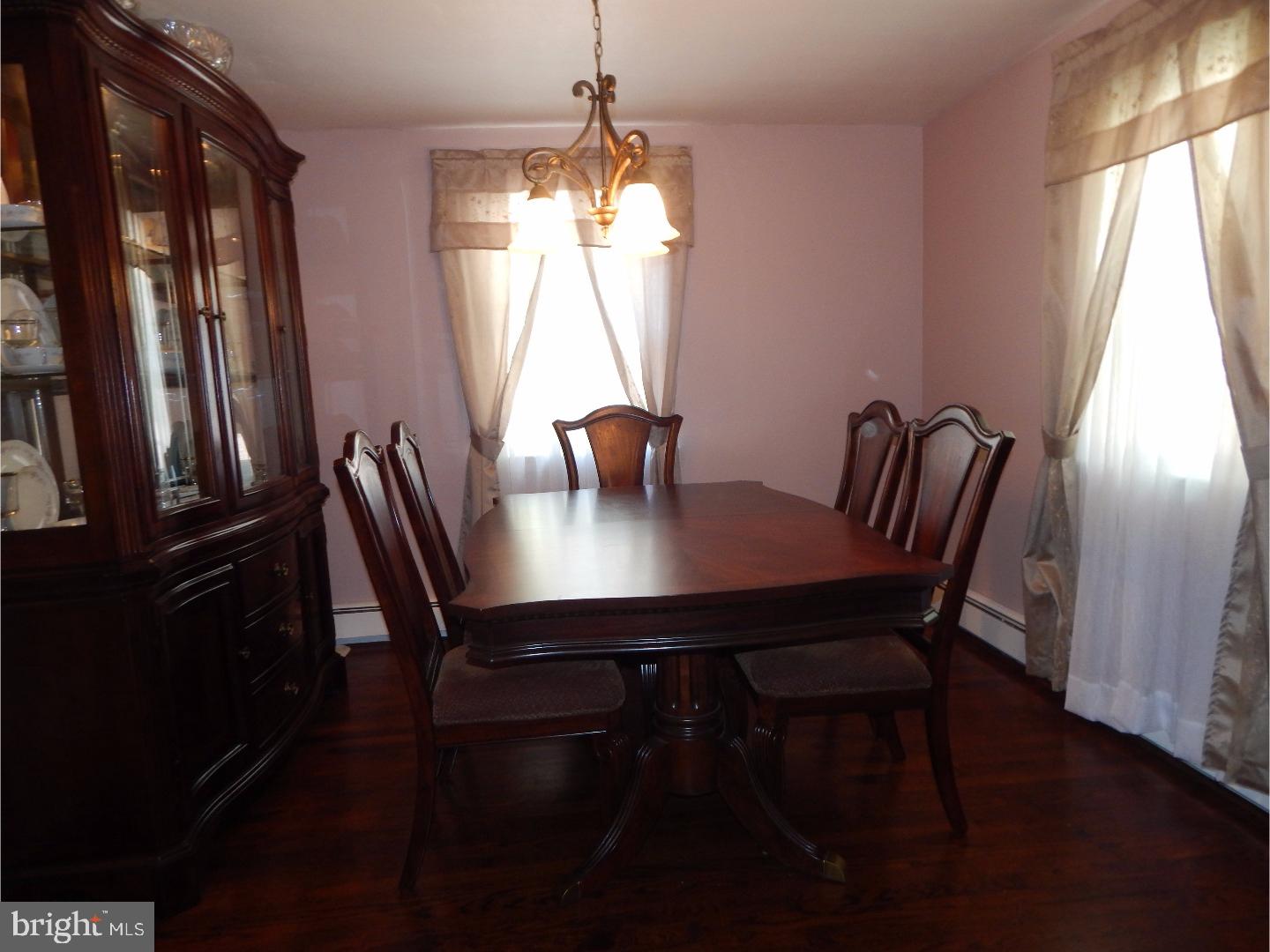 15 Brampton Way Hamilton, NJ 08690 - Photo 4 of 23 Dining Room