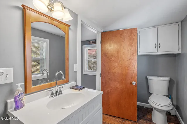 $820,000 | 934 South Shore Road, Edinburg, NY 12134