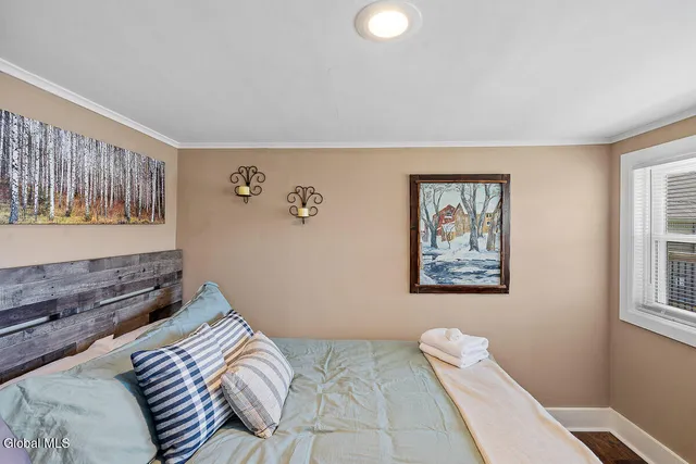 $820,000 | 934 South Shore Road, Edinburg, NY 12134