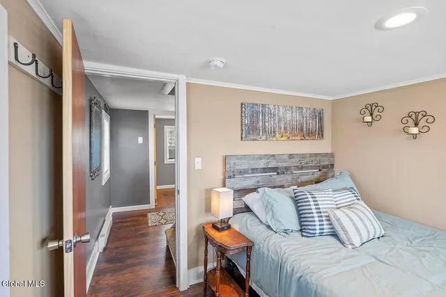 $820,000 | 934 South Shore Road, Edinburg, NY 12134