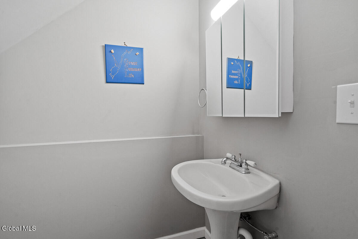 934 South Shore Road Edinburg, NY 12134 - Photo 46 of 87 934 South Shore Drive Northville NY 039