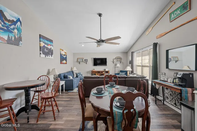 $820,000 | 934 South Shore Road, Edinburg, NY 12134