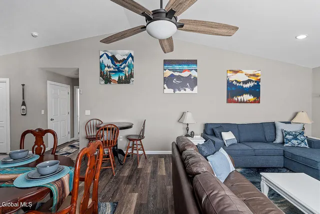 $820,000 | 934 South Shore Road, Edinburg, NY 12134