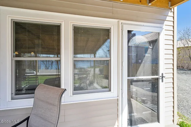 $820,000 | 934 South Shore Road, Edinburg, NY 12134