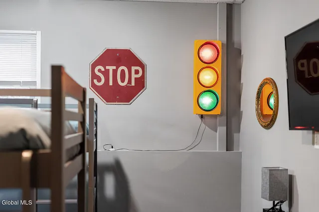 $820,000 | 934 South Shore Road, Edinburg, NY 12134