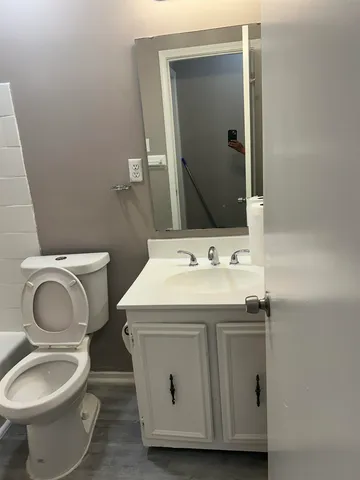 $1,300 | 3635 Chesterwood Drive, Unit 75, Memphis, TN 38118