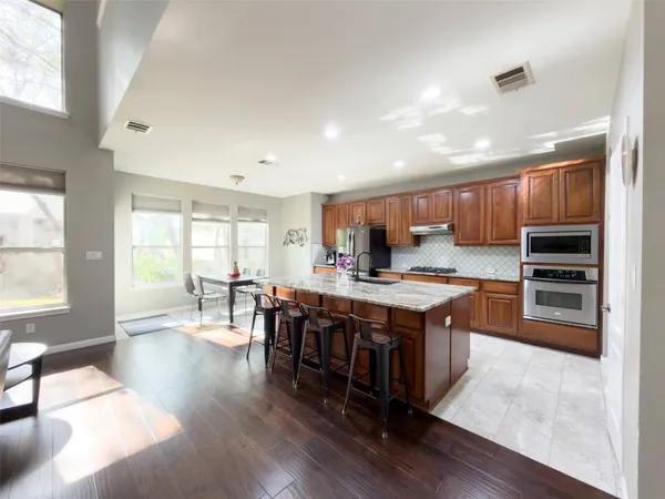 $929,999 | 10012 Royal New Kent Drive, Austin, TX 78717