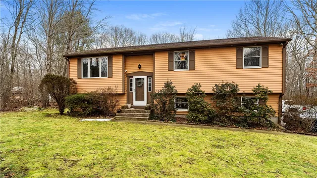 $520,000 | 267 Yawgoo Valley Road, Exeter, RI 02822