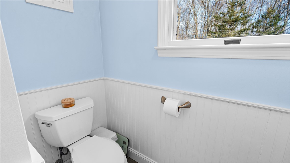 267 Yawgoo Valley Road Exeter, RI 02822 - Photo 15 of 34