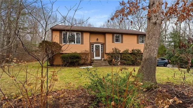 $520,000 | 267 Yawgoo Valley Road, Exeter, RI 02822
