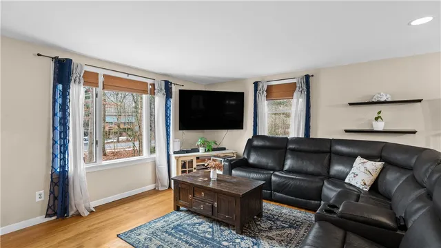 $520,000 | 267 Yawgoo Valley Road, Exeter, RI 02822