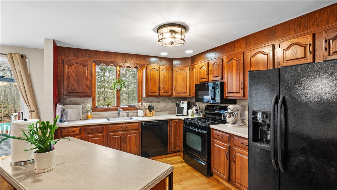 267 Yawgoo Valley Road Exeter, RI 02822 - Photo 10 of 34