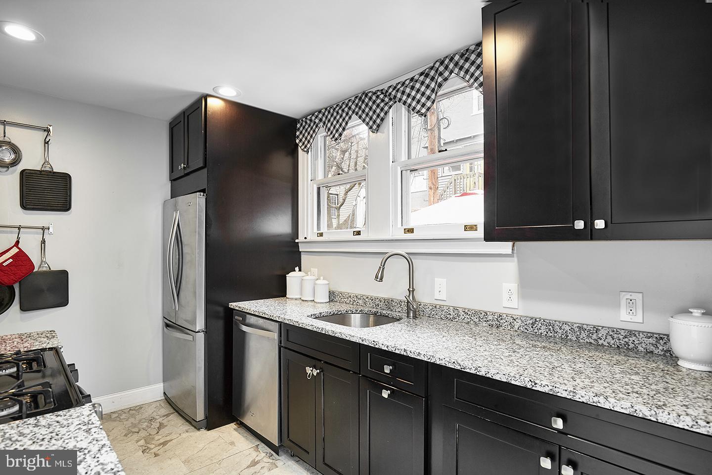 129 Winchester Road Merion Station, PA 19066 - Photo 11 of 19 Kitchen