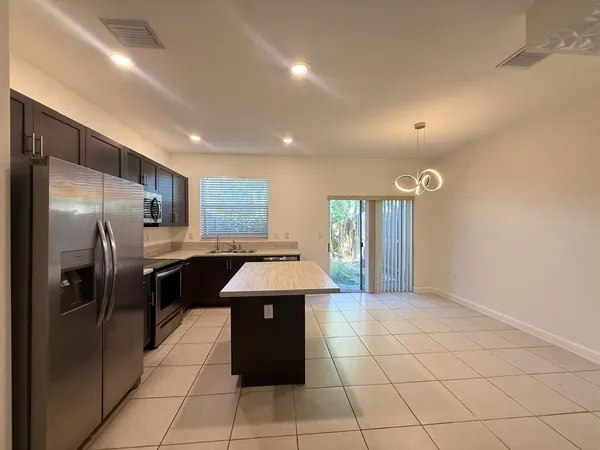 $365,000 | 2739 Southeast 17th Avenue, Homestead, FL 33035