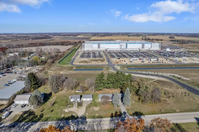 $1,000,000 | 4601 Co Hwy TT, Sun Prairie, WI 53590