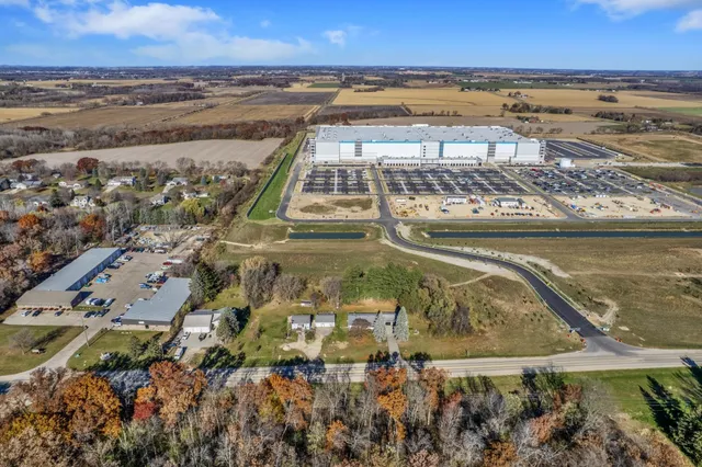 $1,000,000 | 4601 Co Hwy TT, Sun Prairie, WI 53590