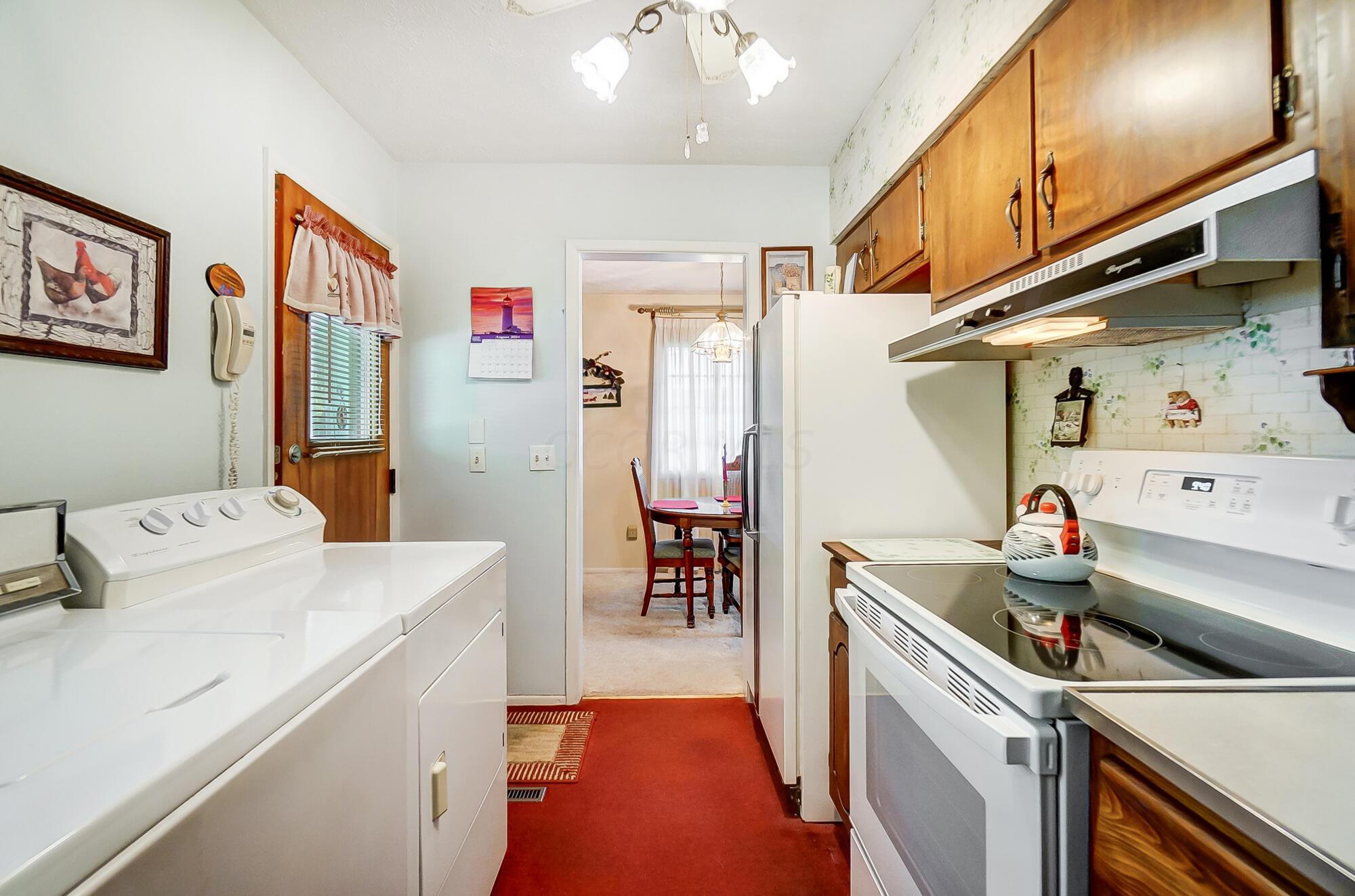 1469 Shady Lane Road Columbus, OH 43227 - Photo 13 of 41 Kitchen