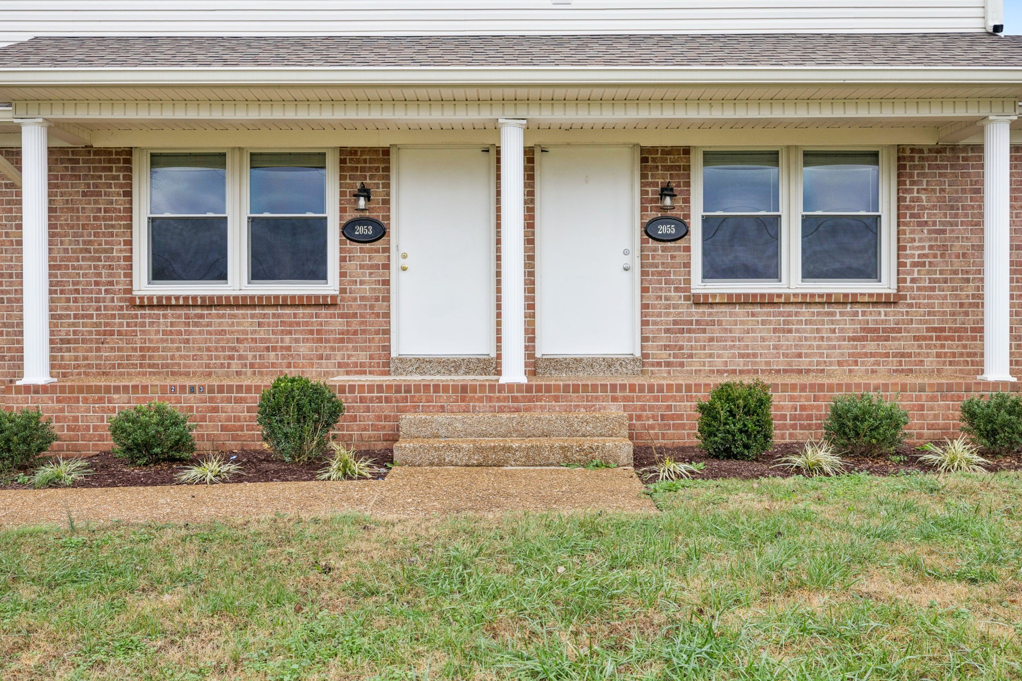 2053 West Jefferson Pike Murfreesboro, TN 37129 - Photo 2 of 86 a front view of a house having yard