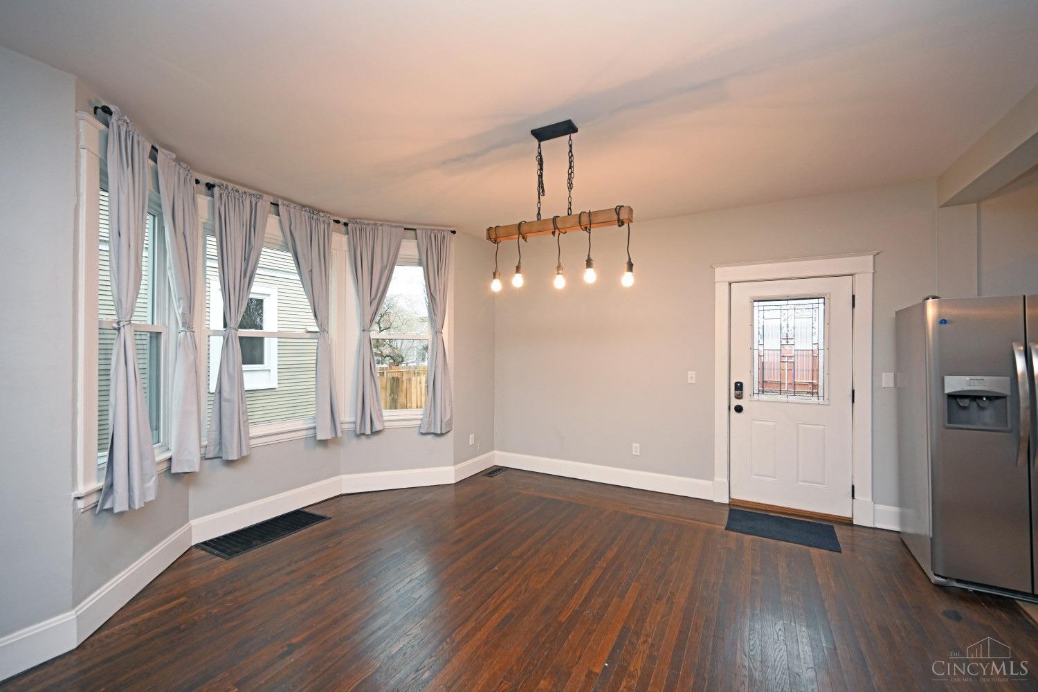 6223 Roe Street Cincinnati, OH 45227 - Photo 11 of 43 Gallery Image 11