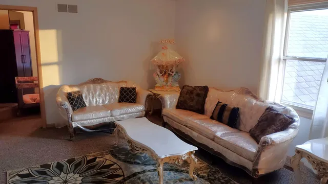 $429,900 | 8287 Berkshire Drive, Ypsilanti, MI 48198