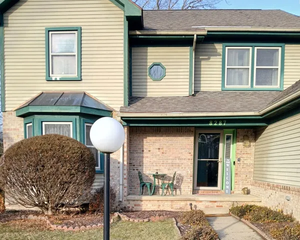 $429,900 | 8287 Berkshire Drive, Ypsilanti, MI 48198