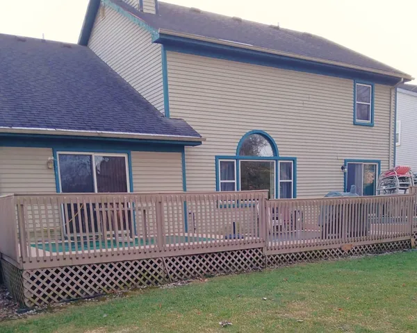 $429,900 | 8287 Berkshire Drive, Ypsilanti, MI 48198