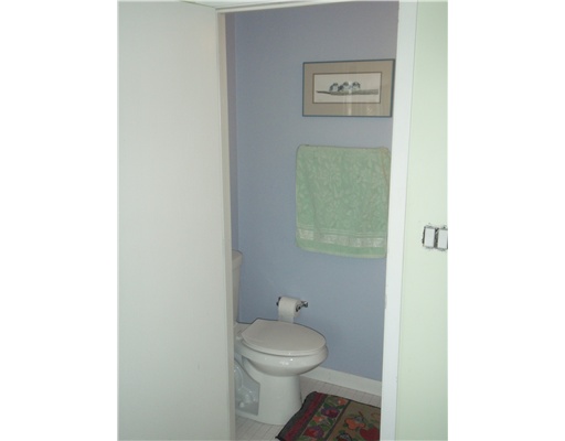 52 Duffield Road Bristol, RI 02809 - Photo 7 of 8 Bathroom.