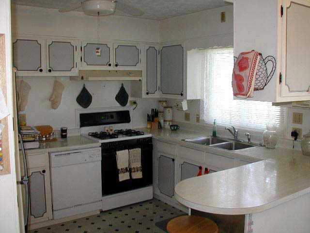 109 Barry Road Southwest Reynoldsburg, OH 43068 - Photo 4 of 5 Gallery Image 4
