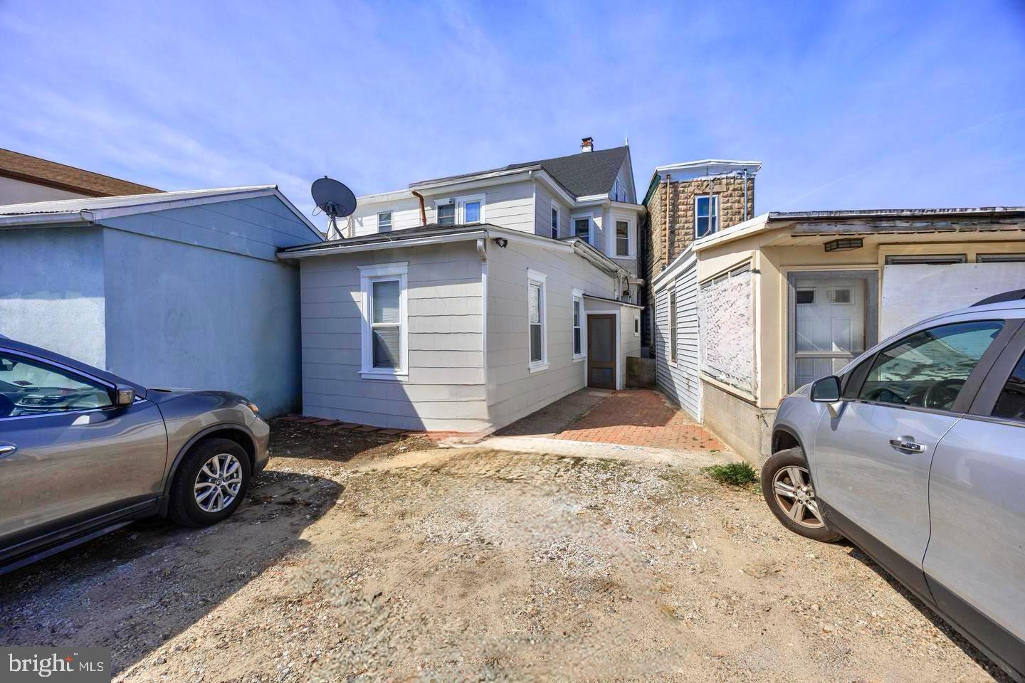 117 South Pavilion Avenue Riverside, NJ 08075 - Photo 24 of 38 a view of a car in front of a house
