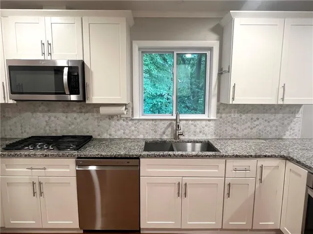 $3,195 | 2301 Echo Hills Circle Northeast, Atlanta, GA 30345