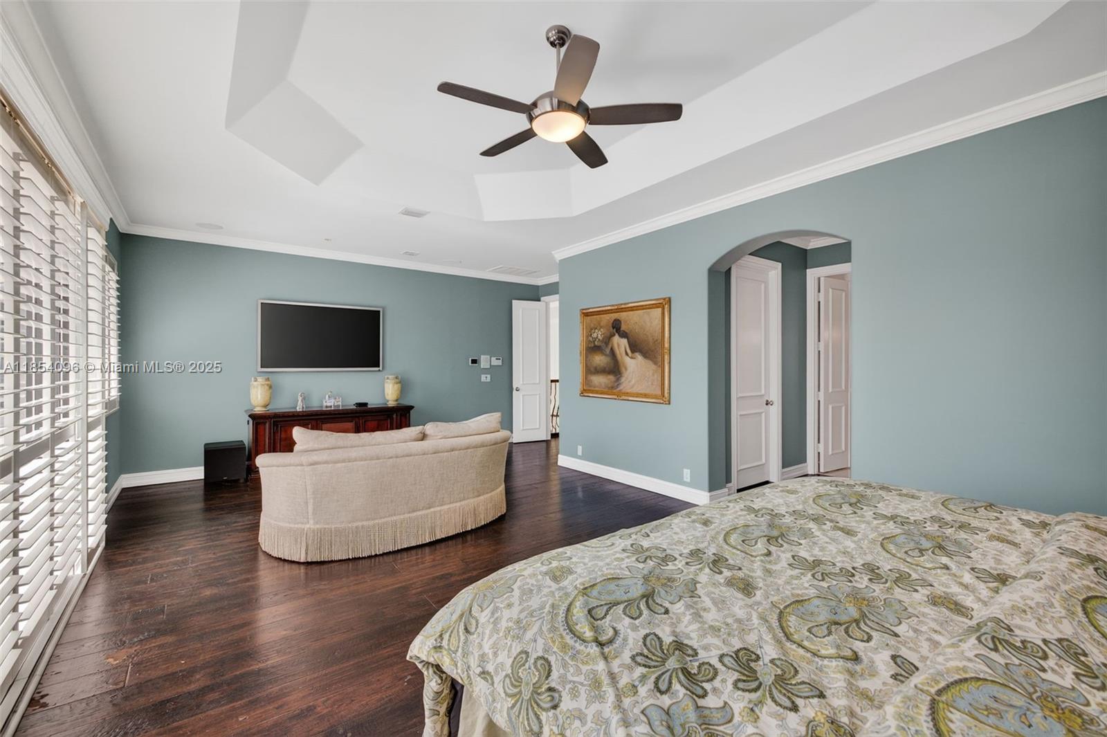 2649 Northeast 26th Avenue Lighthouse Point, FL 33064 - Photo 28 of 60 a living room with furniture and a flat screen tv