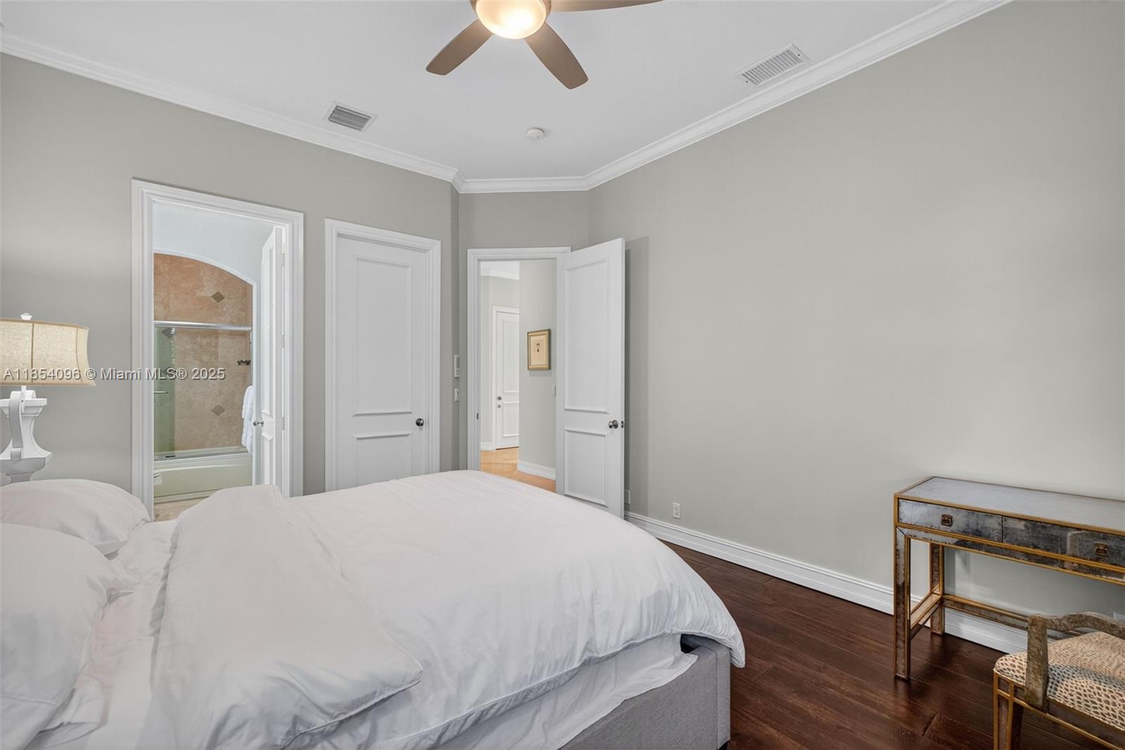 2649 Northeast 26th Avenue Lighthouse Point, FL 33064 - Photo 43 of 60