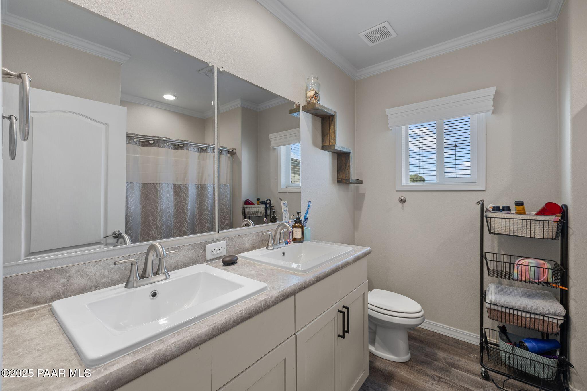 25221 North Mitchell Road Paulden, AZ 86334 - Photo 15 of 25 Secondary Bathroom Dual Sink