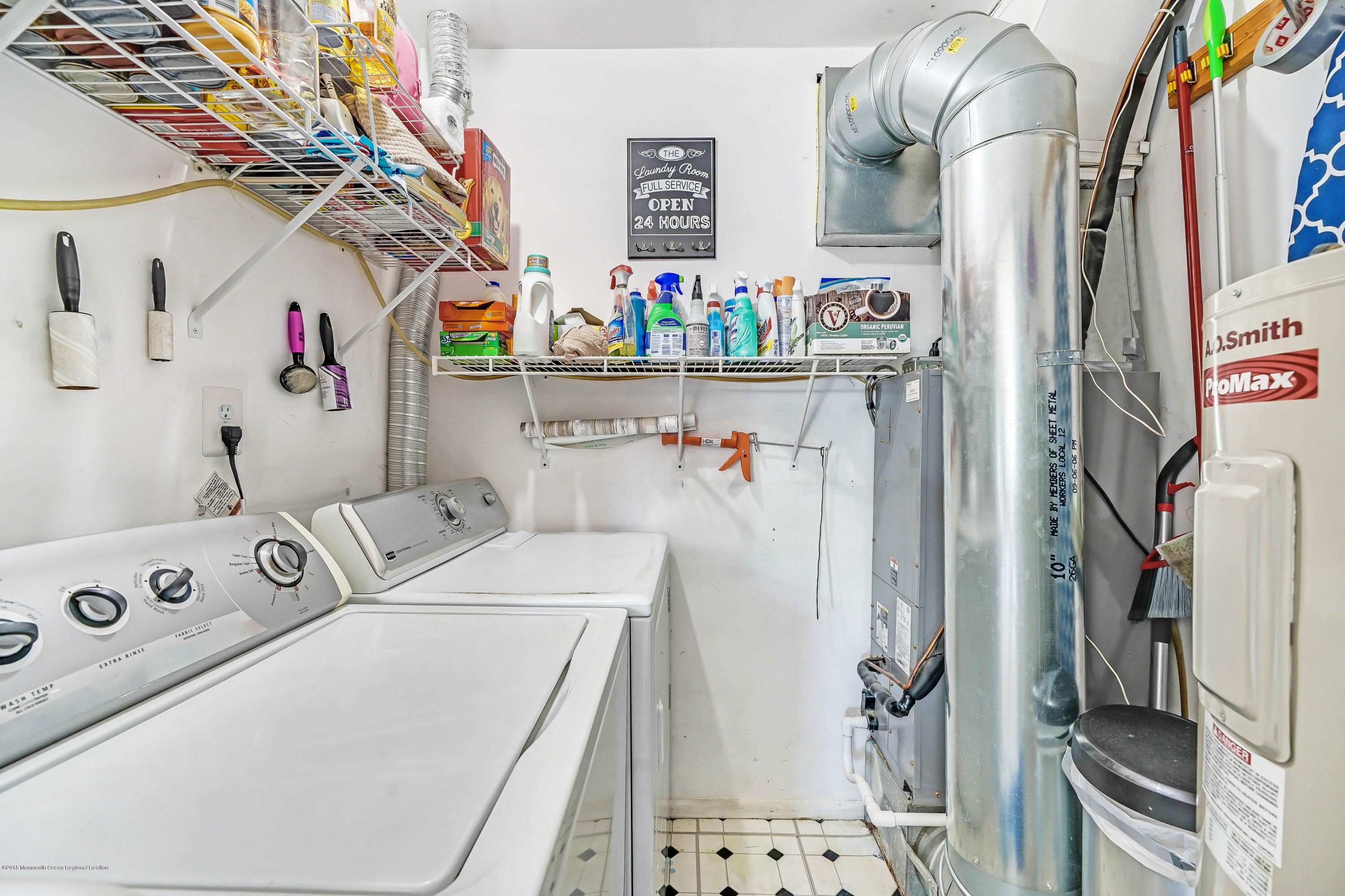 118 Greenwood Loop Road Brick, NJ 08724 - Photo 13 of 18 a utility room with dryer and washer