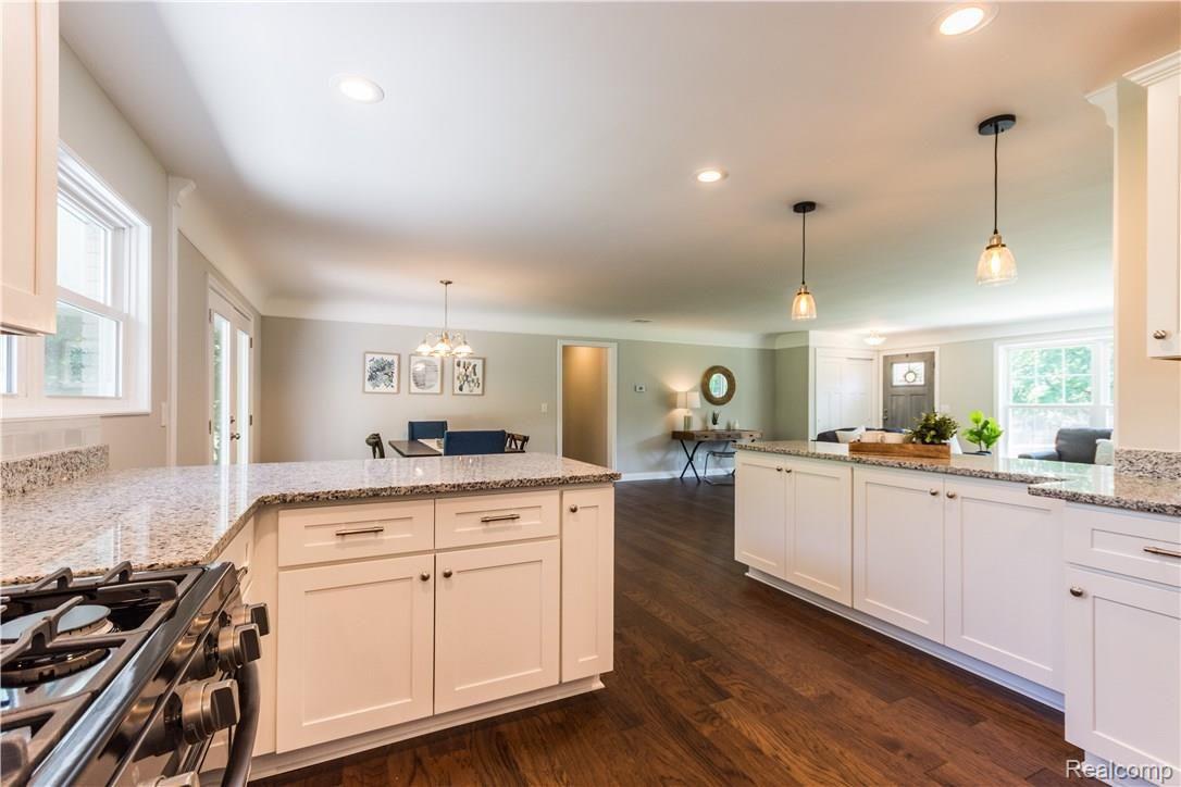77 Randolph Road Rochester, MI 48309 - Photo 9 of 32 77 Randolph-1.jpg