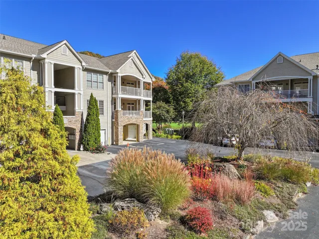 $459,500 | 91 Glenview Lane, Unit 4039, Maggie Valley, NC 28751