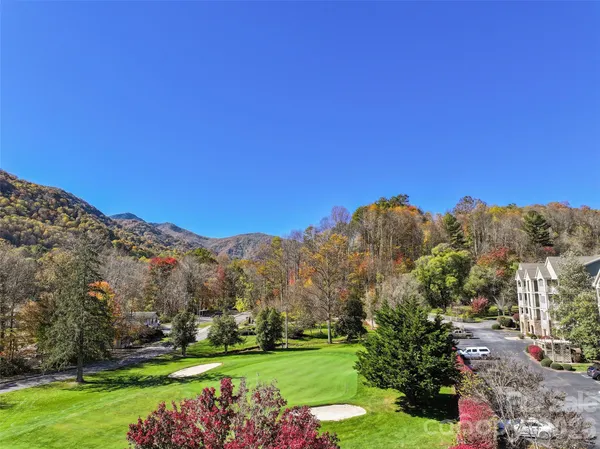 $439,000 | 91 Glenview Lane, Unit 4039, Maggie Valley, NC 28751