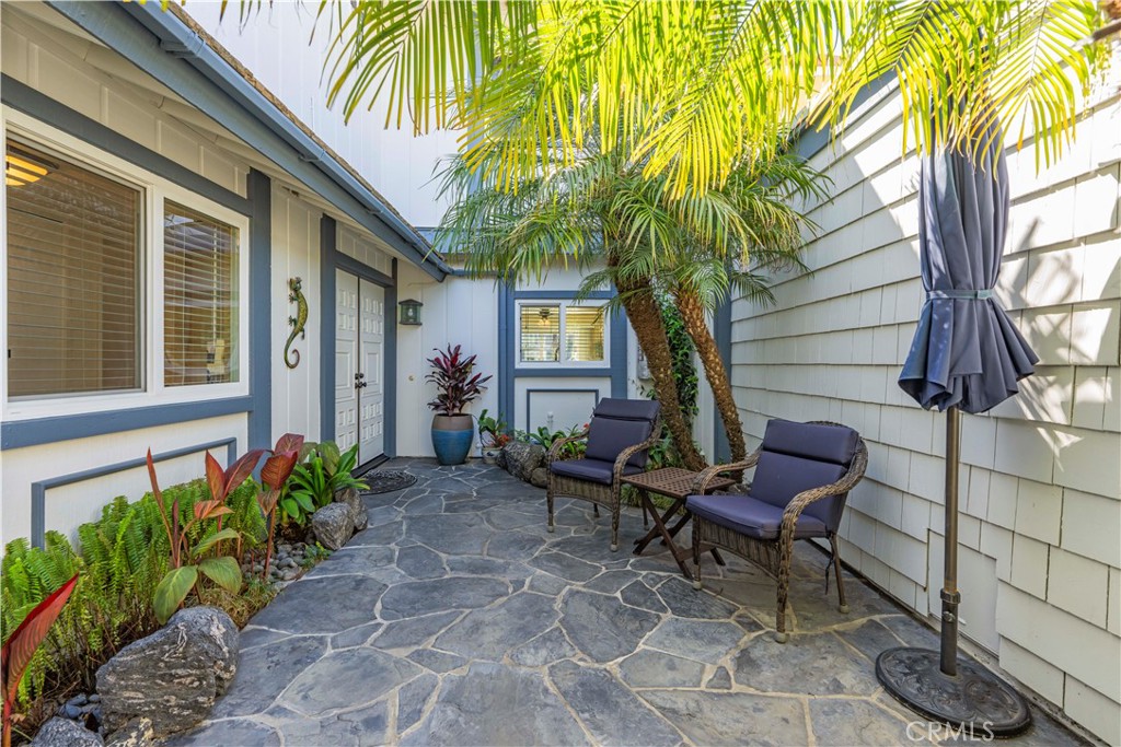 4574 Gateshead Oxnard, CA 93035 - Photo 11 of 71 Interior Patio