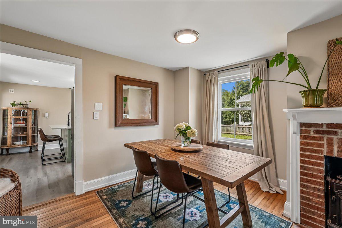 43655 Hay Road Ashburn, VA 20147 - Photo 19 of 68 Dining Room