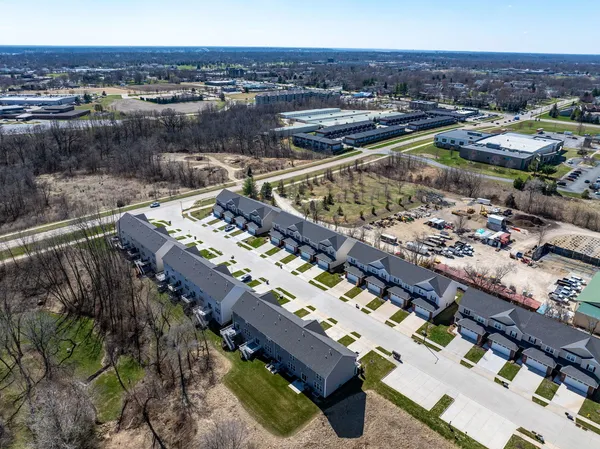 $439,900 | 3911 Orchard Drive, Unit 3911, Bettendorf, IA 52722
