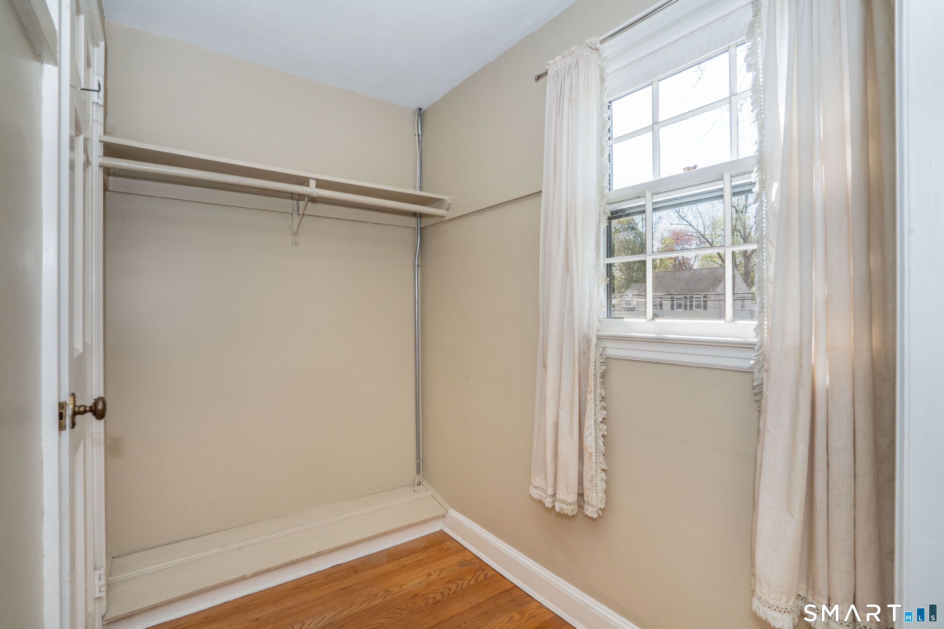66 Linbrook Road West Hartford, CT 06107 - Photo 17 of 38