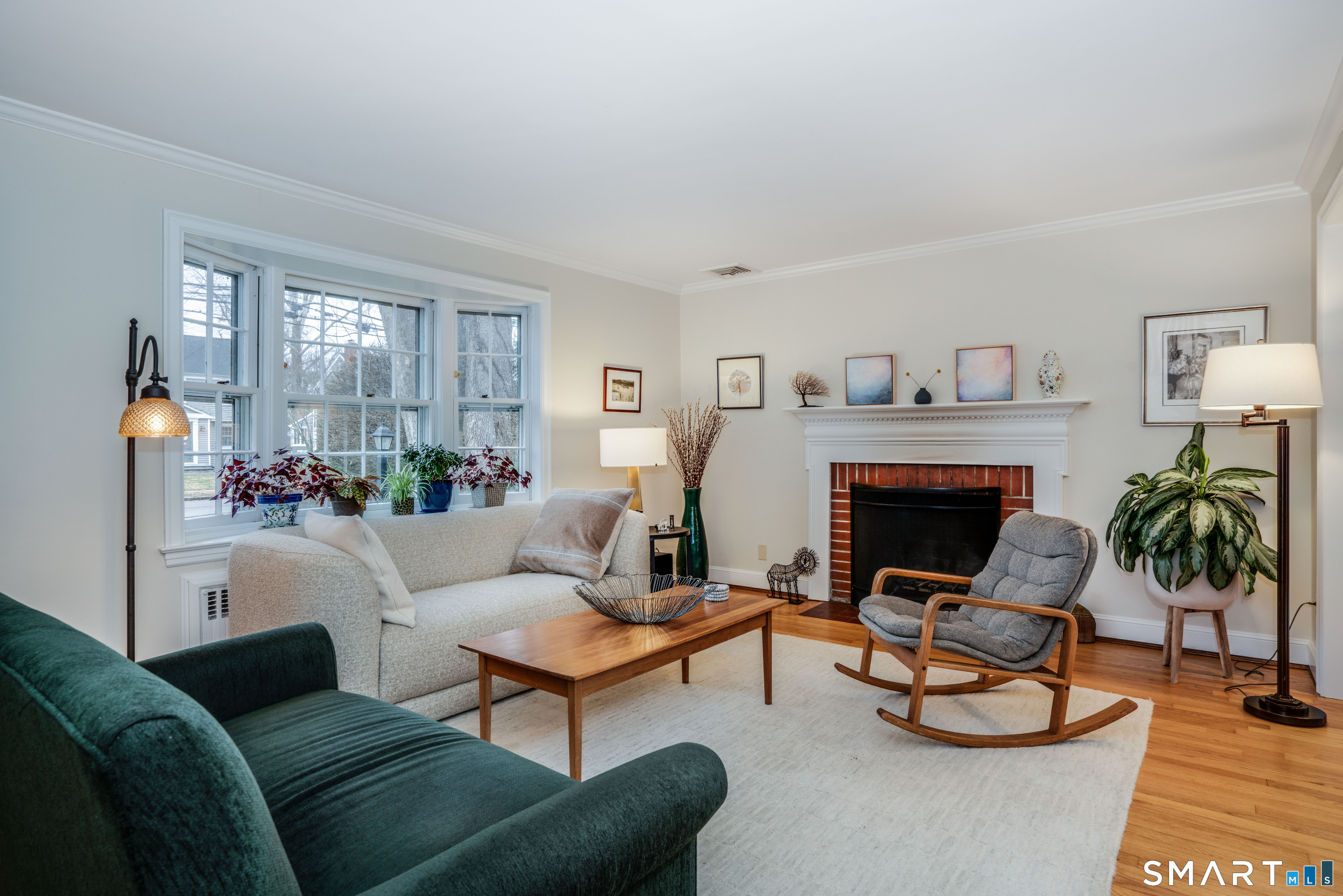 66 Linbrook Road West Hartford, CT 06107 - Photo 4 of 38