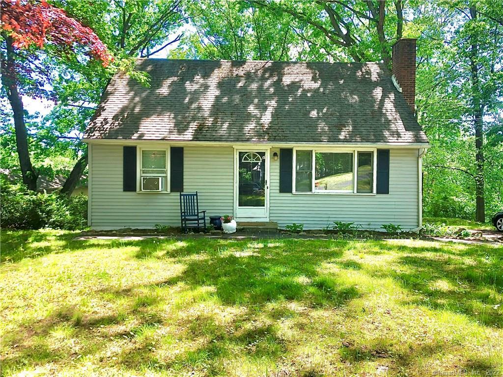 411 Romanock Road Fairfield, CT 06825 - Photo 1 of 1
