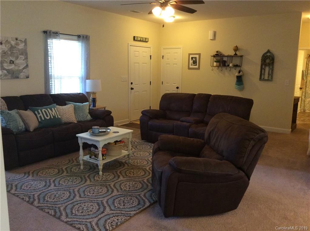 10408 Kerns Road Huntersville, NC 28078 - Photo 4 of 25 Gallery Image 4